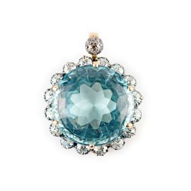 Gold aquamarine and diamond pendant