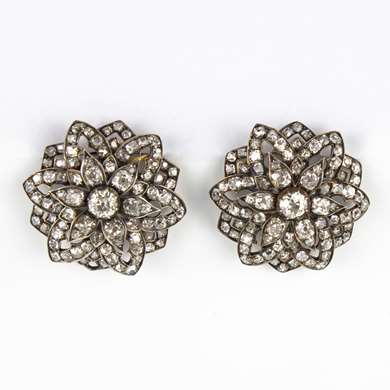 Pair of gold and diamant victorian clips earring