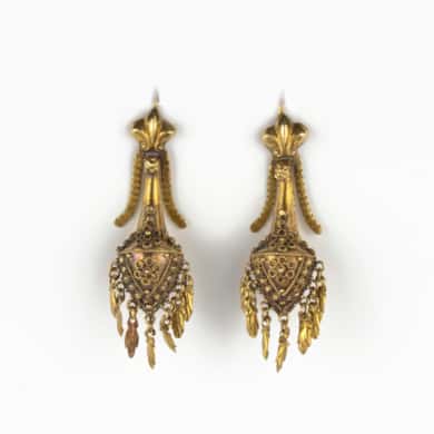 Etruscan Revival gold earrings