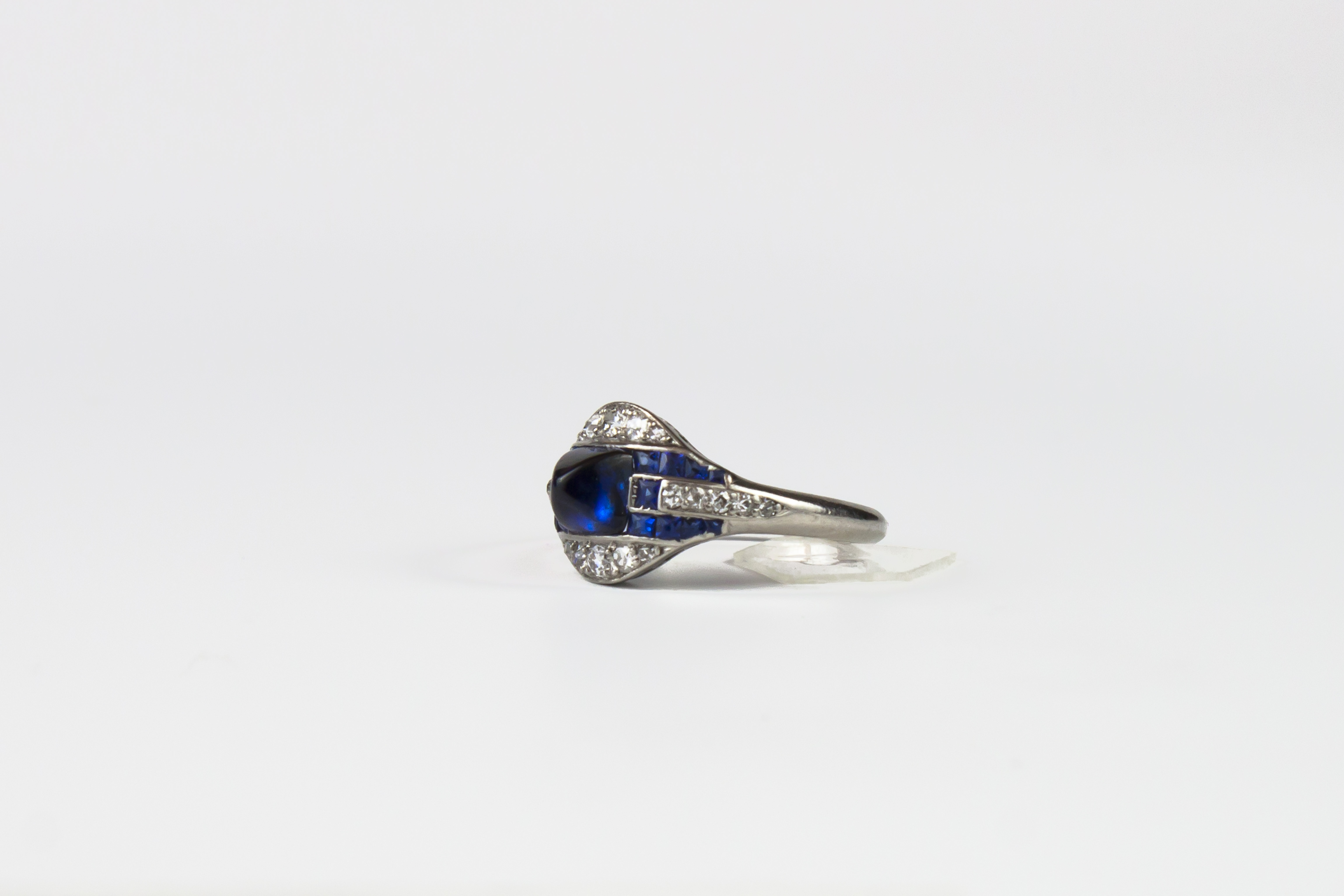 Art Deco sapphire and diamond platinum ring